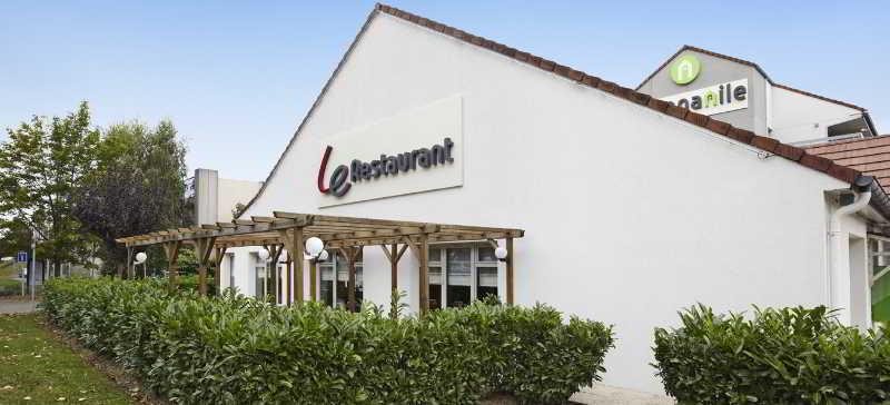 The Originals City Hotel La Verriere-Yvelines Екстериор снимка