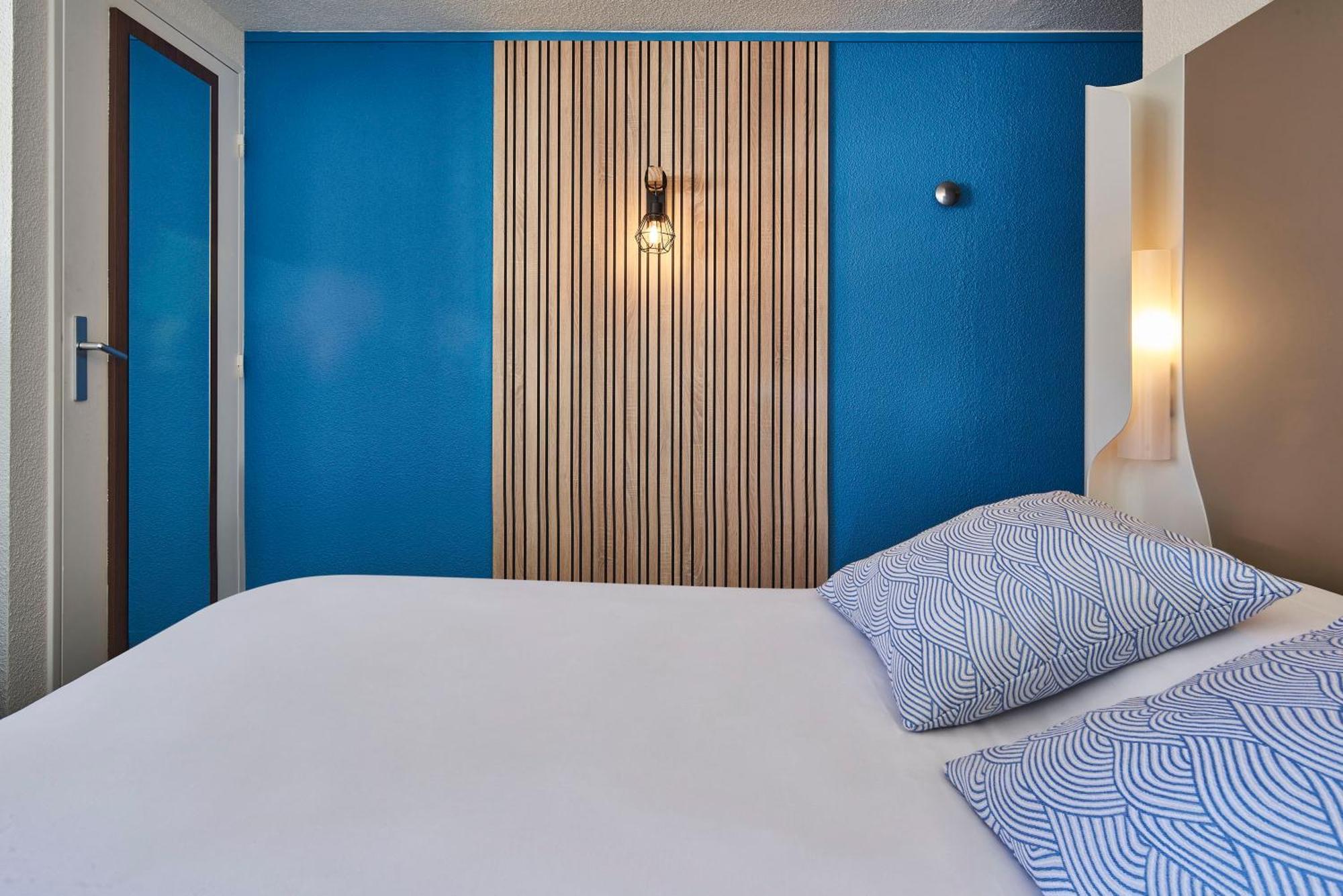 The Originals City Hotel La Verriere-Yvelines Екстериор снимка